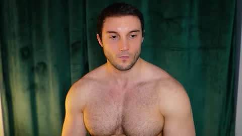 Tom online show from March 4, 4:35 pm