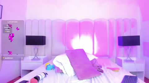 Snapshot of tom_silver_ chatting on February 18, 12:48 am Tom Silver online show from February 18, 12:48 am