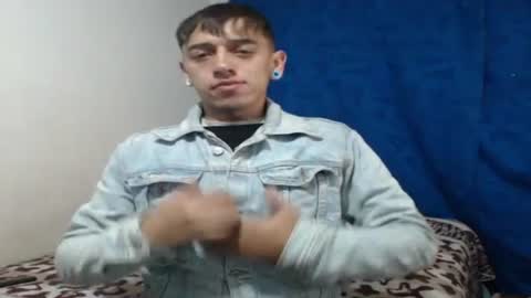 Snapshot of tomas_turbado_ chatting on July 21, 5:21 am tomas_turbado_ online show from July 21, 5:21 am
