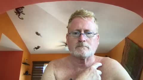 Hola online show from September 24, 6:22 pm