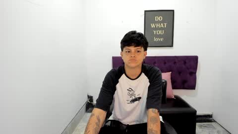 IAN SAYD online show from April 4, 6:49 pm