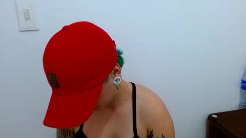 Blue online show from December 3, 5:11 pm