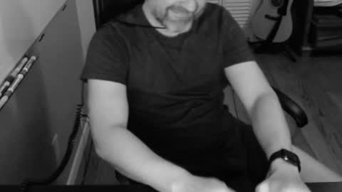 Snapshot of tombrockmoen2 chatting on January 5, 5:41 am tombrockmoen2 online show from January 5, 5:41 am