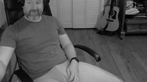 tombrockmoen2 online show from June 27, 4:50 am