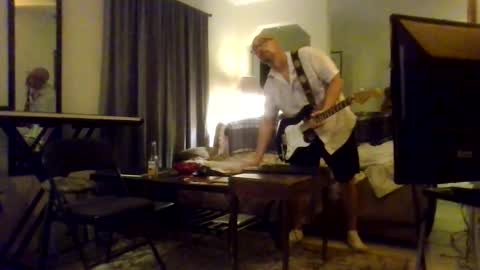 Snapshot of tomcatsawyer chatting on May 4, 3:02 am sirmuggsalot online show from May 4, 3:02 am
