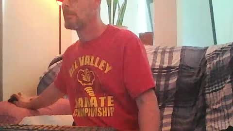 Snapshot of tomcatsawyer chatting on June 5, 6:13 pm sirmuggsalot online show from June 5, 6:13 pm