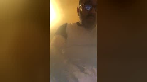 tomcop11111 online show from April 24, 6:38 am