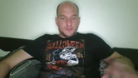 tome55555 online show from March 28, 8:19 pm