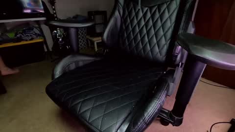 Tomi online show from December 2, 3:58 am