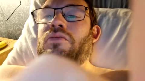 Snapshot of tomlaw1991 chatting on March 28, 5:40 am tomlaw1991 online show from March 28, 5:40 am