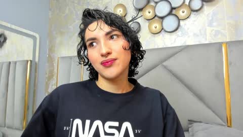   online show from January 30, 11:44 am