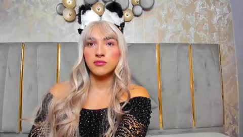   online show from February 19, 2:44 pm