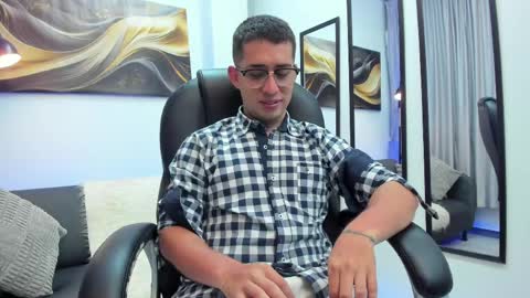 Tomas online show from April 8, 4:01 am