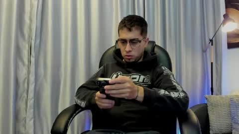 Tomas online show from April 21, 10:54 am