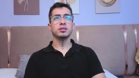 Snapshot of tommas_johnson chatting on April 30, 11:38 am Tomas online show from April 30, 11:38 am