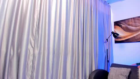 Snapshot of tommas_johnson chatting on June 5, 12:22 pm Tomas online show from June 5, 12:22 pm
