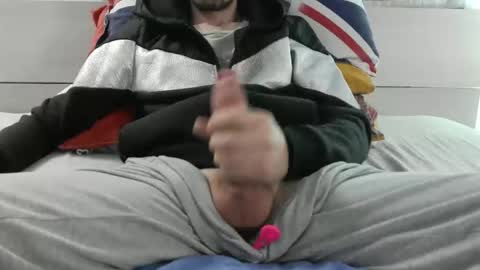 Snapshot of tommaso9046 chatting on November 24, 5:34 pm tommaso9046 online show from November 24, 5:34 pm