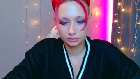 Snapshot of tommioo7 chatting on January 11, 3:09 pm Galadriel online show from January 11, 3:09 pm