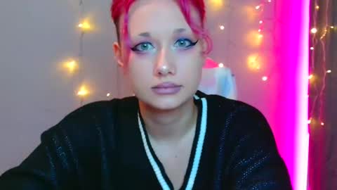 Snapshot of tommioo7 chatting on January 17, 8:11 pm Galadriel online show from January 17, 8:11 pm