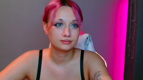 Snapshot of tommioo7 chatting on January 28, 3:36 am Galadriel online show from January 28, 3:36 am