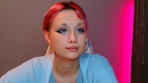 Snapshot of tommioo7 chatting on January 29, 2:40 am Galadriel online show from January 29, 2:40 am