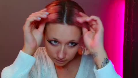 Snapshot of tommioo7 chatting on February 12, 12:33 pm Galadriel online show from February 12, 12:33 pm