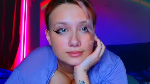 Snapshot of tommioo7 chatting on March 4, 5:45 pm Galadriel online show from March 4, 5:45 pm