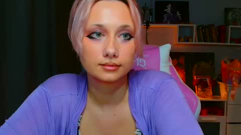 Snapshot of tommioo7 chatting on March 11, 2:07 pm Galadriel online show from March 11, 2:07 pm