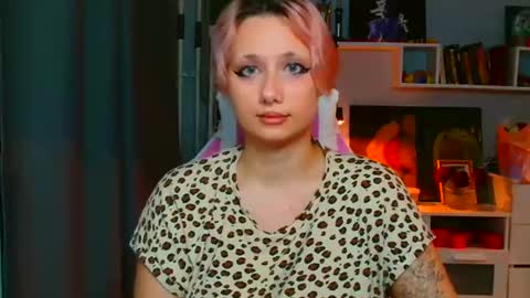 Snapshot of tommioo7 chatting on March 12, 5:28 pm Galadriel online show from March 12, 5:28 pm