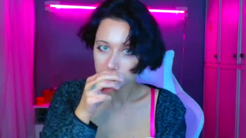 Snapshot of tommioo7 chatting on September 30, 7:41 pm Galadriel online show from September 30, 7:41 pm