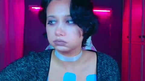 Snapshot of tommioo7 chatting on November 2, 1:19 am Galadriel online show from November 2, 1:19 am