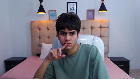 Tommy  online show from January 29, 5:09 am