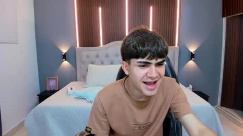 Tommy  online show from October 11, 4:22 am