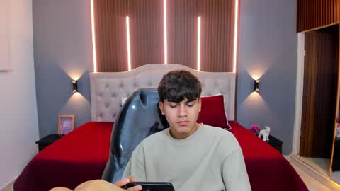 Tommy  online show from October 24, 5:04 am