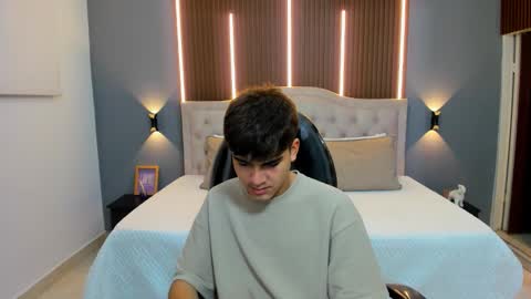 Tommy  online show from November 4, 3:38 am