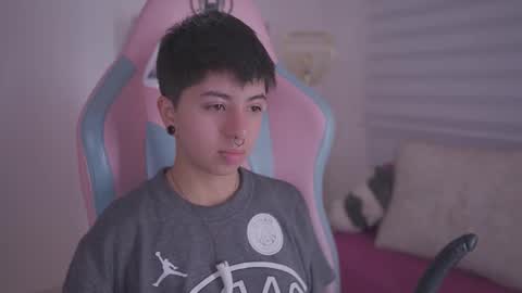 Blue  online show from November 19, 12:38 pm