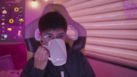 Blue  online show from April 24, 12:40 pm