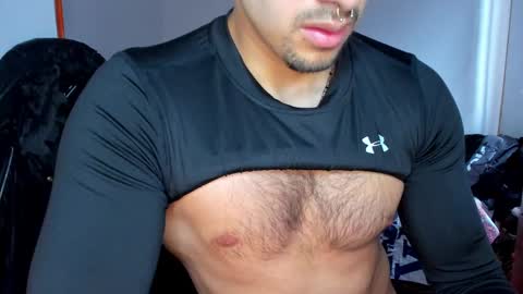 Twitter BreddTommy IG tommy bredd online show from September 18, 5:26 pm