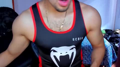 Twitter BreddTommy IG tommy bredd online show from September 23, 5:38 pm