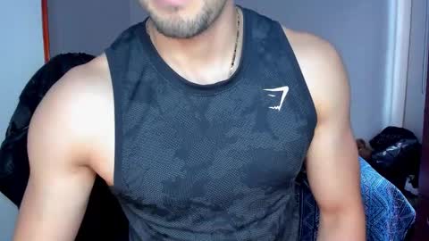 Twitter BreddTommy IG tommy bredd online show from November 19, 7:14 pm