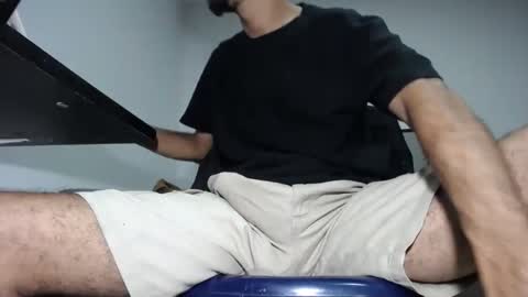   Thomas    online show from February 22, 12:16 am