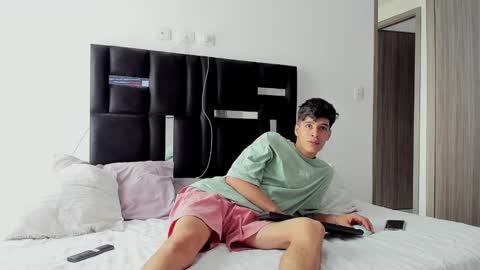   online show from January 20, 2:25 pm