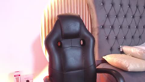 Snapshot of tommy_claks chatting on August 1, 7:57 pm Tommy online show from August 1, 7:57 pm