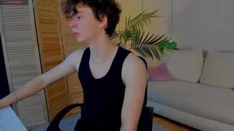 Tommy online show from February 25, 3:49 pm