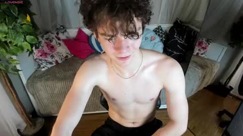 Tommy online show from March 3, 6:22 pm