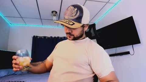 tommy_sccott online show from December 16, 10:15 pm