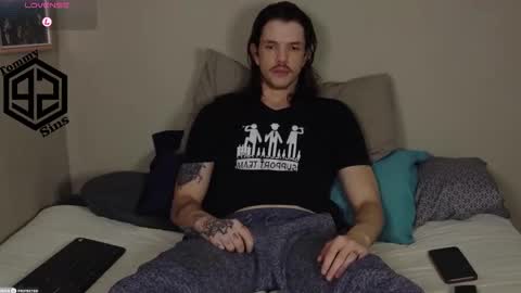 Tommy Sins online show from November 18, 8:24 pm