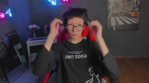 tommy_stars online show from April 24, 5:54 am