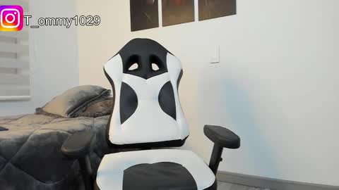 Snapshot of tommy_vm chatting on March 12, 2:52 am Tommy online show from March 12, 2:52 am