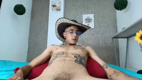 Snapshot of tommy_will chatting on February 26, 11:26 pm tommy_will online show from February 26, 11:26 pm